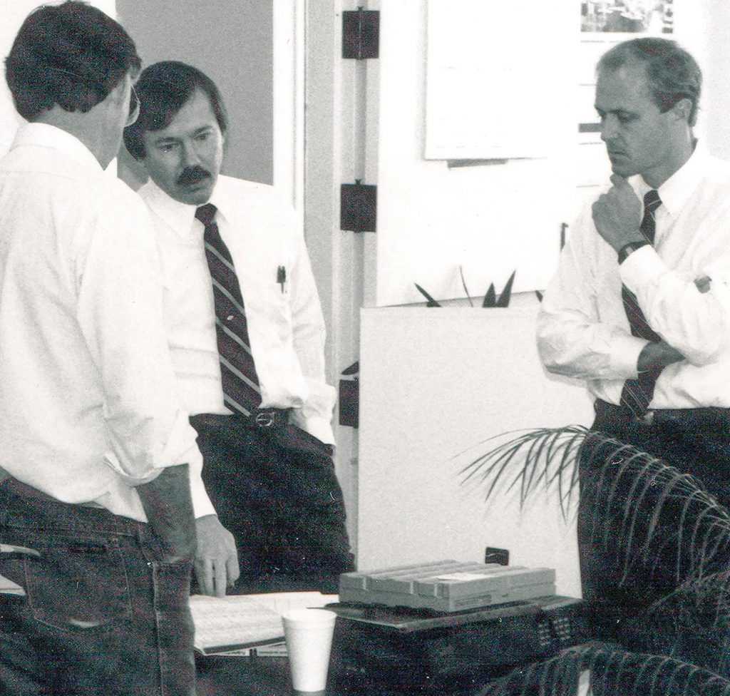 Men conducting a federal search warrant in the Jim Williams/Danny Hansford murder trial