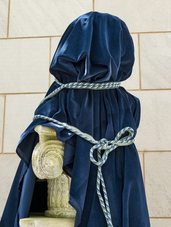 Bust covered in blue velvet fabric