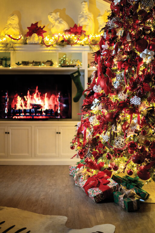A Christmas tree with red bows