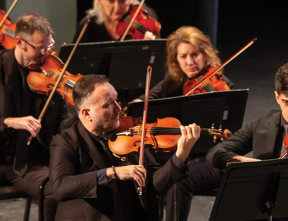 Sinisa Ciric playing violin with the Savannah Symphony